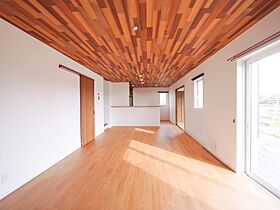 タナカホームズの施工事例「家族時間を楽しむヴィンテージスタイルの家」の画像2