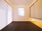 シンプルモダンスタイルの和室 タナカホームズの事例画像