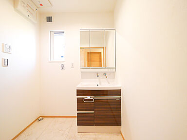 タナカホームズの施工事例「牟礼柳1号地モデルハウス」の画像6