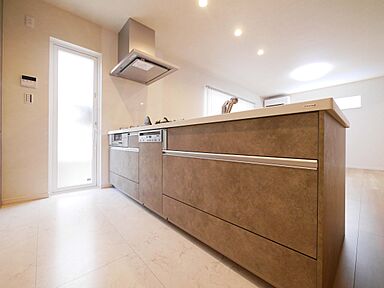 タナカホームズの施工事例「草戸モデルハウス」の画像3