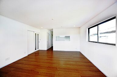 川木建設株式会社の施工事例「メタリックな外観とこだわりが詰まった家」の画像2