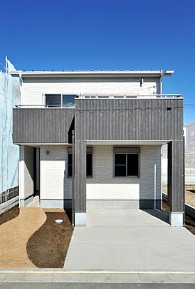 川木建設株式会社の施工事例「2階リビングに家族みんなが集まる家」のメイン画像