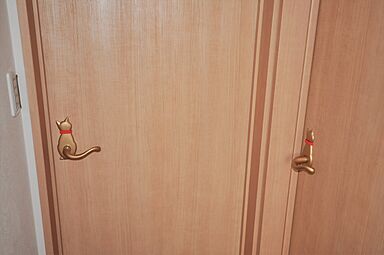 川木建設株式会社の施工事例「大黒柱とオープンキッチンの家」の画像6