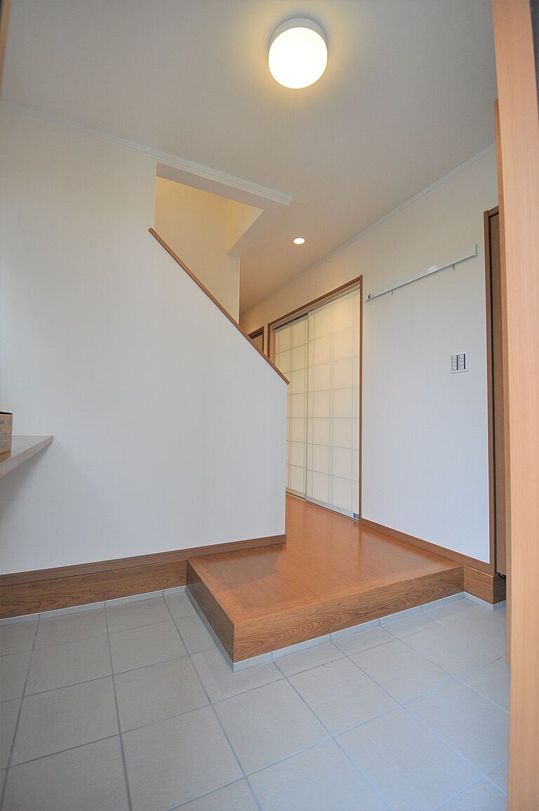 川木建設株式会社の公式画像_玄関3