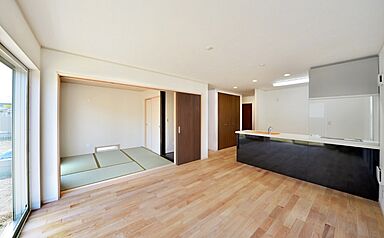 川木建設株式会社の施工事例「家族の笑顔をつくる、開放感のある家」の画像1