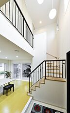 シンプルモダンスタイルの玄関 川木建設株式会社の事例画像