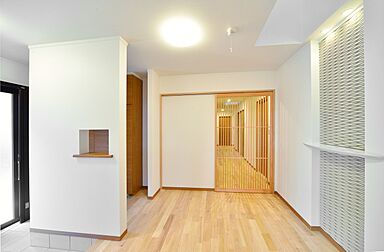 川木建設株式会社の施工事例「木の温もりを感じる平屋建ての家」の画像2