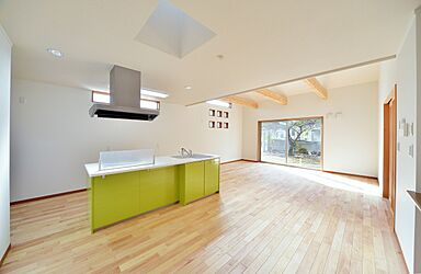 川木建設株式会社の施工事例「木の温もりを感じる平屋建ての家」の画像3