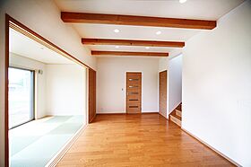 川木建設株式会社の施工事例「最新の設備を備えた機能性重視の家」の画像1