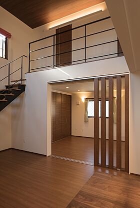 川木建設株式会社の施工事例「大きな吹き抜けリビングのあるユニバーサルデザイン住宅」の画像4