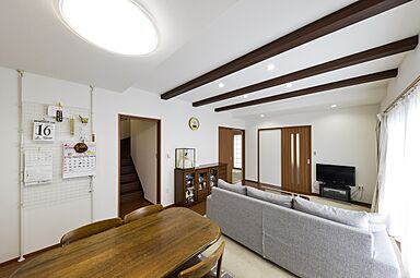 川木建設株式会社の施工事例「瓦を使った和風モダンな家」の画像2