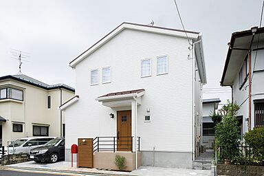 川木建設株式会社の施工事例「白い外観が美しい北欧風の家」の画像