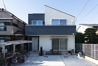 川木建設株式会社の施工事例「小屋裏のあるコンパクト2世帯」の画像
