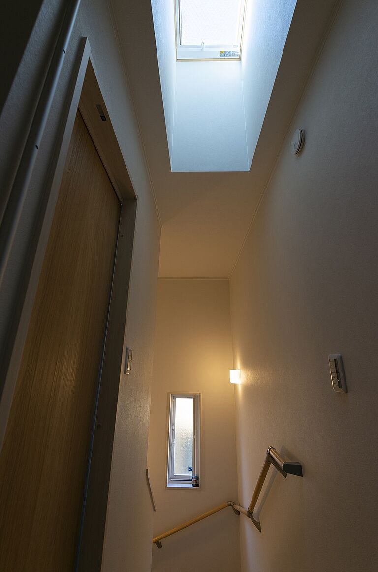 川木建設株式会社の公式画像_階段7