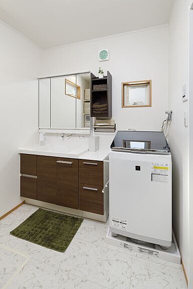 川木建設株式会社の施工事例「敷地を有効活用したシンプルモダンな家」の画像3