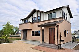 川木建設株式会社の施工事例「重厚で格調高いブリティッシュスタイルの家」の画像