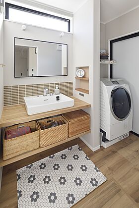 川木建設株式会社の施工事例「光と風を取りこむL字型の家」の画像4