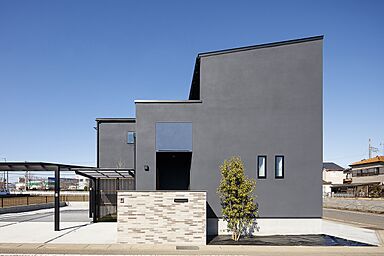 川木建設株式会社の施工事例「コの字型の中庭のある家」の画像