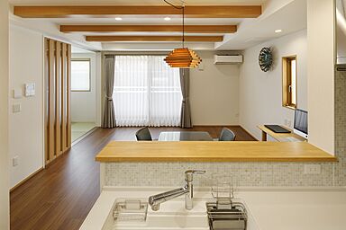 川木建設株式会社の施工事例「防音室とホームエレベーターのある木造3階建ての家」の画像3