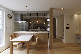 川木建設株式会社の施工事例「16坪の狭小地に建つ屋上付3LDKのお家」の画像2