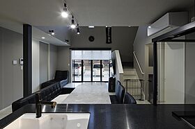 川木建設株式会社の施工事例「高級感あふれる、10帖の吹抜けリビングのある家」の画像2