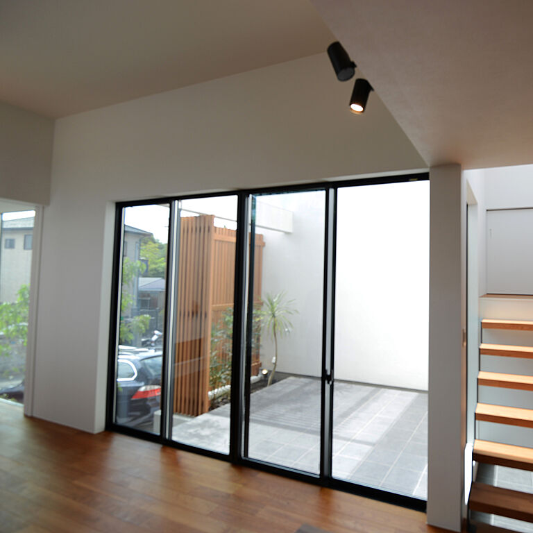 一級建築士事務所ビー・ツーの公式画像_リビング5