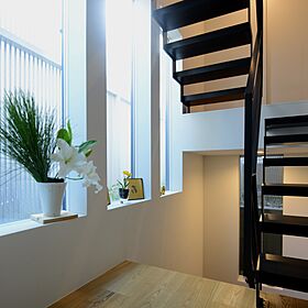 一級建築士事務所ビー・ツーの施工事例「空間を有効活用。光と風を取り込む、都会のミニマルデザインハウス(Case192)」の画像6