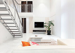 サンワ設計株式会社の施工事例「ホテルの高級感、吹き抜けリビングの家」の画像