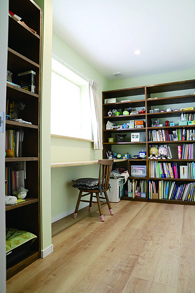 サンワ設計株式会社の施工事例「薪ストーブのある ぬくもりに包まれる家」の画像2