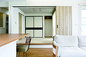 サンワ設計株式会社の施工事例「憧れの平屋と収納上手なコの字カウンター」の画像4