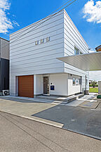 インダストリアルスタイルの外観 3rd.Cafe LIVING STYLEの事例画像