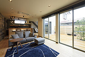 3rd.Cafe LIVING STYLEの施工事例「次郎丸に建つ藍壁の家」の画像2