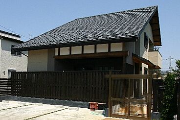 日動建設株式会社の施工事例「船橋市 現代版古民家住宅」の画像