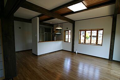 日動建設株式会社の施工事例「船橋市 現代版古民家住宅」の画像3