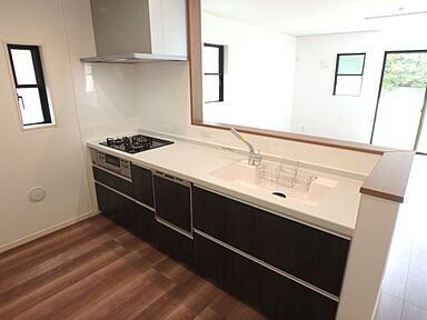 日動建設株式会社の施工事例「船橋市駿河台 木目を生かした家」の画像3