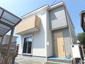 日動建設株式会社の施工事例「スタイリッシュなデザインと機能性の融合した外観」のメイン画像
