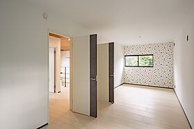 日動建設株式会社の施工事例「青空に映える、シャープで美しい佇まい。家族の未来を描くモダンな住まい」の画像10