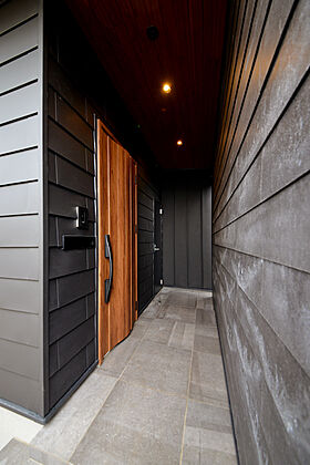 DETAIL HOME(ディテールホーム)の施工事例「素材を感じる家」の画像1