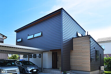 DETAIL HOME(ディテールホーム)の施工事例「中庭を中心に繋がり、それぞれの暮らしを尊重する住まい」の画像