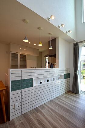 DETAIL HOME(ディテールホーム)の施工事例「大きな吹抜けと家事ラク動線のある家」の画像3