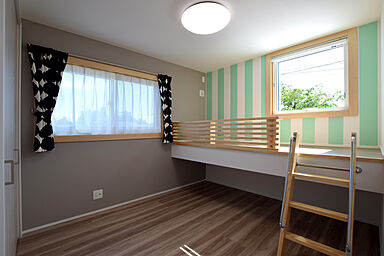 DETAIL HOME(ディテールホーム)の施工事例「大きな吹抜けと家事ラク動線のある家」の画像6