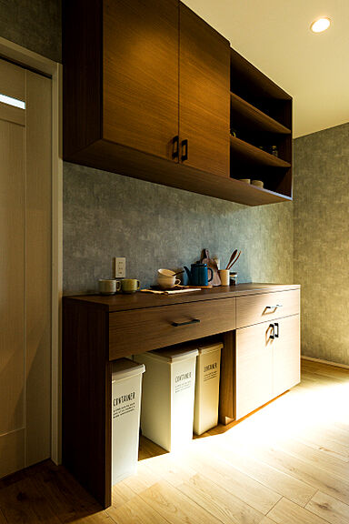 DETAIL HOME(ディテールホーム)の施工事例「ヴィンテージモダン。大人のこだわりと遊び心」の画像3