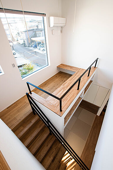 DETAIL HOME(ディテールホーム)の施工事例「街並みに調和した住まい」の画像6