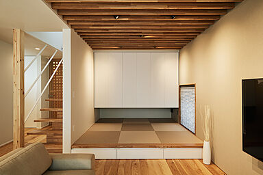 DETAIL HOME(ディテールホーム)の施工事例「素材を生かした機能美の住まい」の画像2