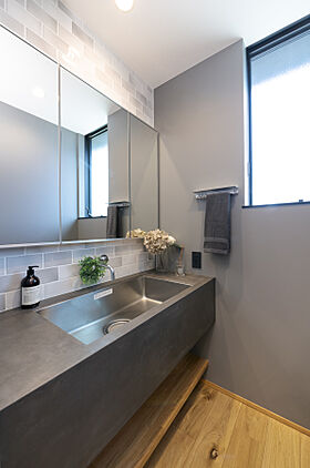 DETAIL HOME(ディテールホーム)の施工事例「暮らしの変化に順応する柔軟な間取り」の画像5