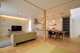 DETAIL HOME(ディテールホーム)の施工事例「変形地に建つ、家事楽ナチュラルハウス」の画像1