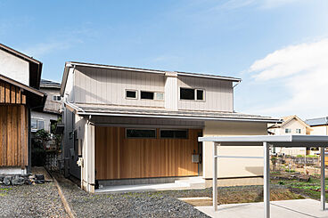 DETAIL HOME(ディテールホーム)の施工事例「心安らぐ自然素材の家」の画像