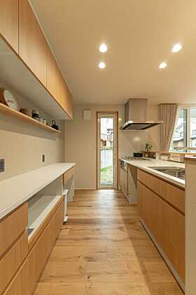 DETAIL HOME(ディテールホーム)の施工事例「心安らぐ自然素材の家」の画像4