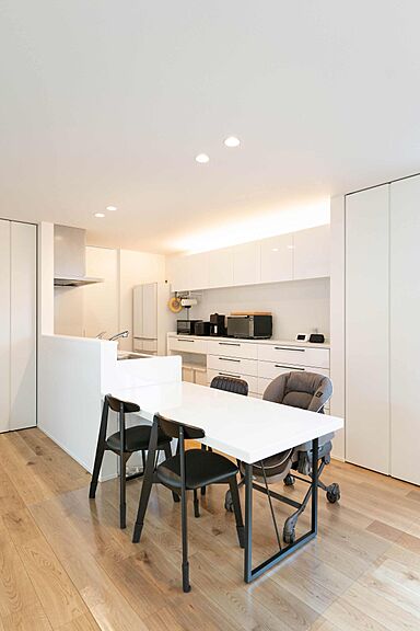 DETAIL HOME(ディテールホーム)の施工事例「採光とプライバシーを考慮した明るい2階リビングの家」の画像5