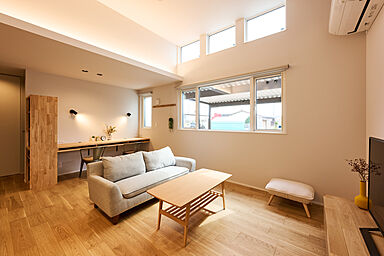 DETAIL HOME(ディテールホーム)の施工事例「圧巻の収納力で叶えるストレスフリーな平屋暮らし」の画像1